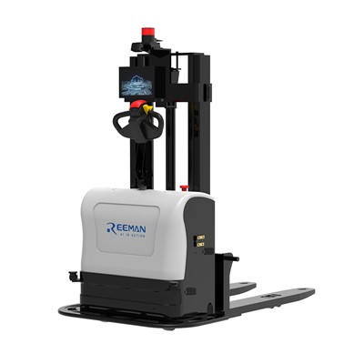 Nosoroman viljuškar: moćan, precizan i izgrađen za pametnu logistiku